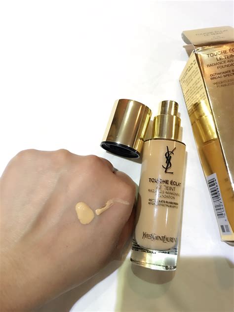 Yves Saint Laurent Beaute Touche Eclat Le Teint Radiance 